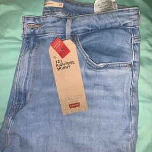 Levis High Waist Skinny Jeans